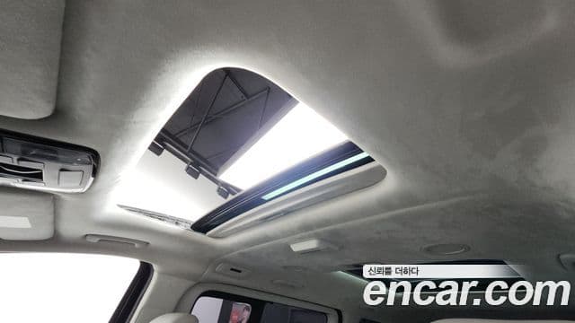 Hyundai Staria Inspiration, 2022 18