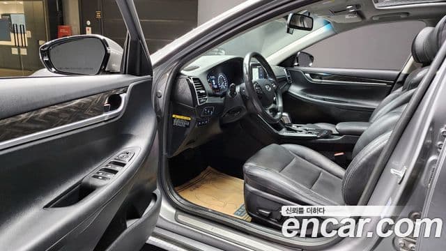 Hyundai Grandeur IG Premium, 2019 11