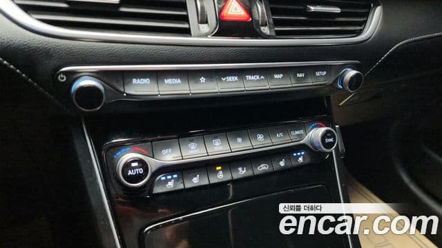 Hyundai Grandeur IG Premium, 2019 16