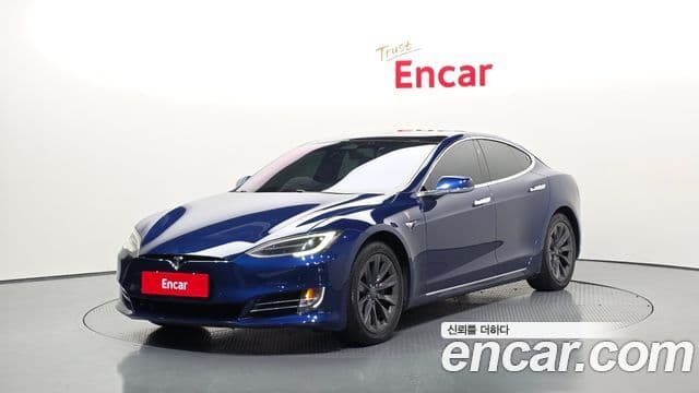 Tesla модель S, 2019 1