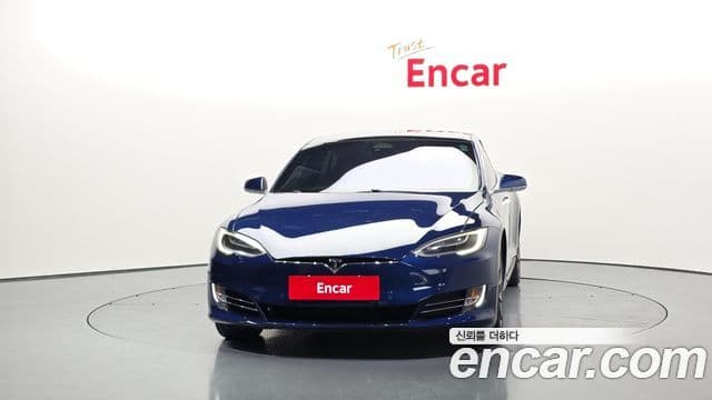 Tesla модель S, 2019 3