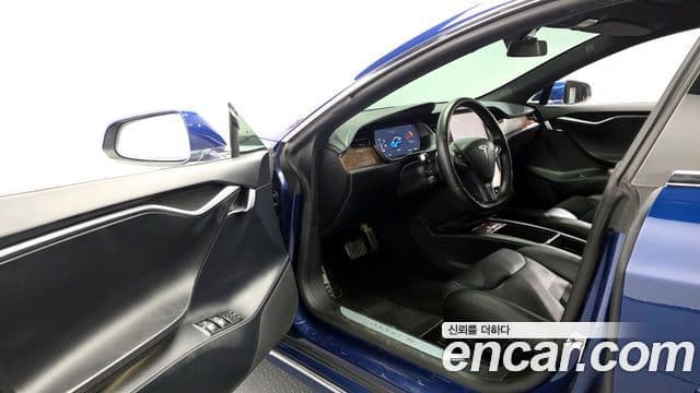 Tesla модель S, 2019 10