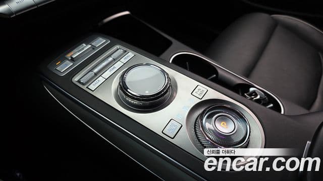 Genesis electrified GV70 e-AWD, 2022 9