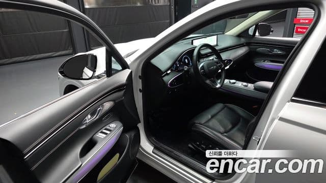 Genesis electrified GV70 e-AWD, 2022 10