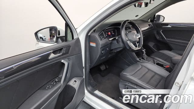 Volkswagen Tiguan 2세대 Prestige, 2023 10