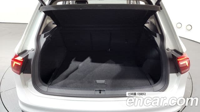 Volkswagen Tiguan 2세대 Prestige, 2023 20
