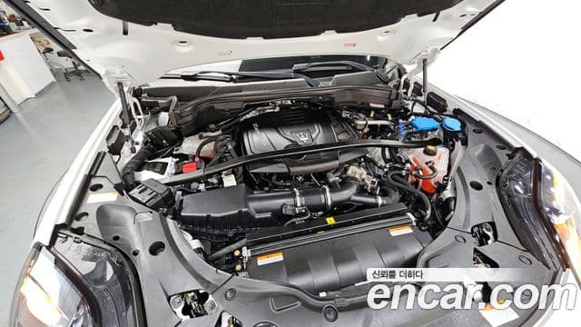 Maserati Grecale 2.0 AWD GT, 2023 6