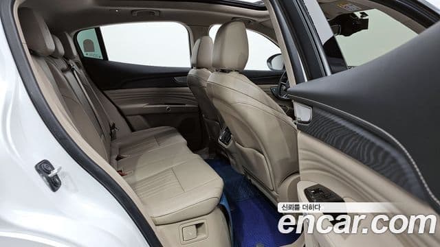 Maserati Grecale 2.0 AWD GT, 2023 11