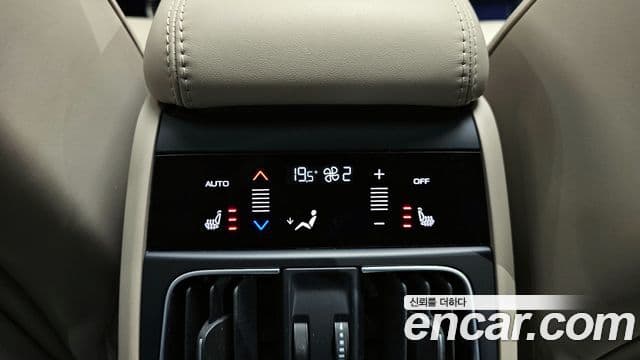 Maserati Grecale 2.0 AWD GT, 2023 19