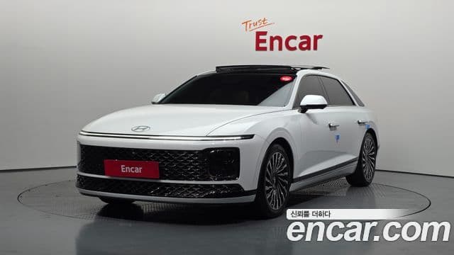 Hyundai Grandeur гибрид (GN7) Calligraphy, 2023 1