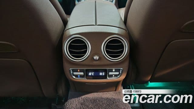 Mercedes-Benz E-класс W213 Exclusive, 2020 14