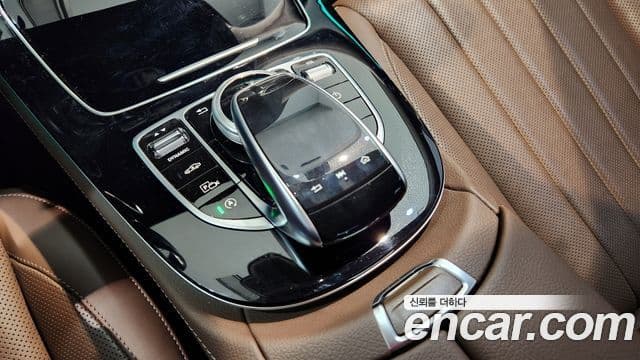 Mercedes-Benz E-класс W213 Exclusive, 2020 17