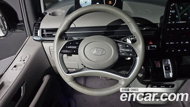 Hyundai Staria Inspiration, 2025 13