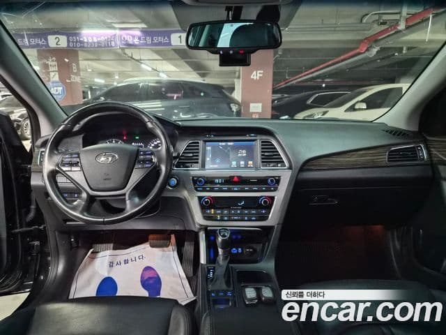 Hyundai LF Sonata LPI Modern(для людей с инвалидностью), 2015 7