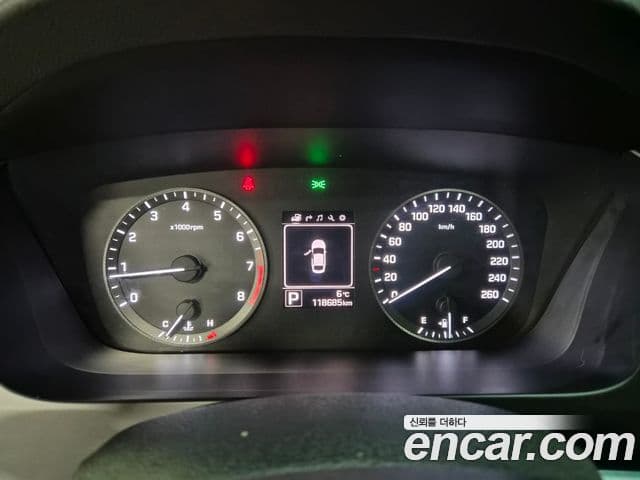 Hyundai LF Sonata LPI Modern(для людей с инвалидностью), 2015 8