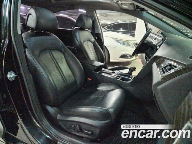 Hyundai LF Sonata LPI Modern(для людей с инвалидностью), 2015 10