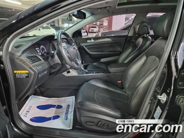 Hyundai LF Sonata LPI Modern(для людей с инвалидностью), 2015 12