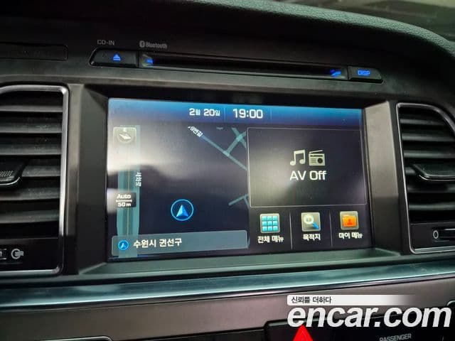 Hyundai LF Sonata LPI Modern(для людей с инвалидностью), 2015 14