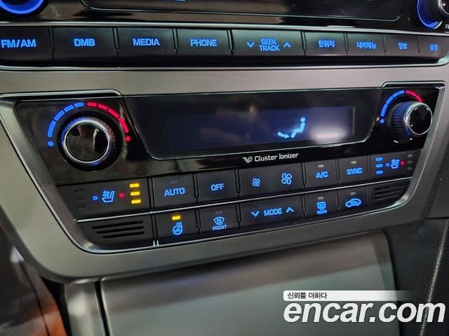 Hyundai LF Sonata LPI Modern(для людей с инвалидностью), 2015 16