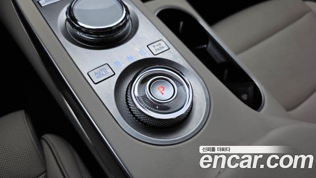 Genesis GV70, 2021 9