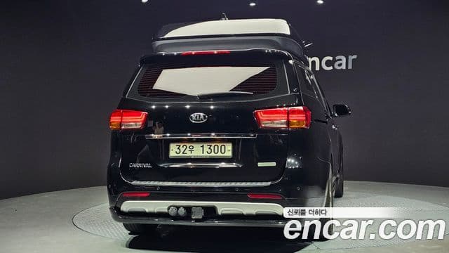 Kia All New Carnival Prestige, 2015 4