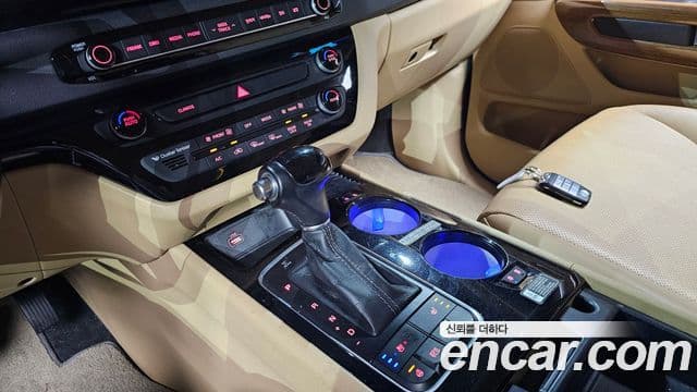 Kia All New Carnival Prestige, 2015 9