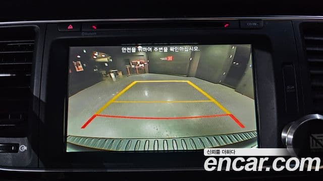 Kia All New Carnival Prestige, 2015 14