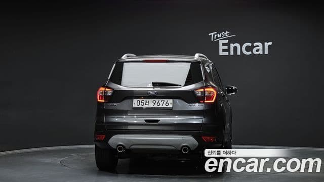 Ford 쿠가 2세대 2.0 дизель Titanium, 2017 4