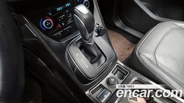 Ford 쿠가 2세대 2.0 дизель Titanium, 2017 9