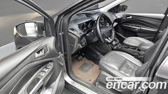 Ford 쿠가 2세대 2.0 дизель Titanium, 2017 12