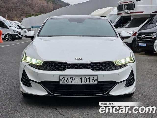 Kia K5 3세대 Signature, 2020 1