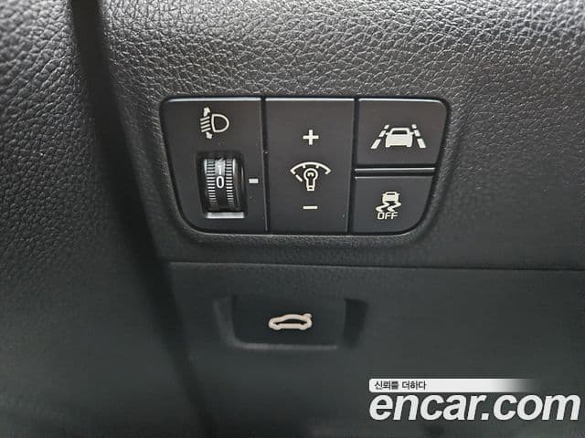 Kia K5 3세대 Signature, 2020 12