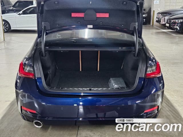 BMW 3시리즈 (G20), 2025 12