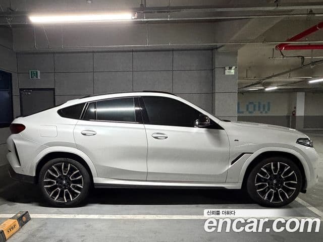 BMW X6 (G06) xDrive40i M Sport, 2025 3