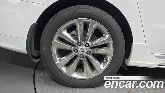 Kia All New Carnival VIP, 2016 все фото