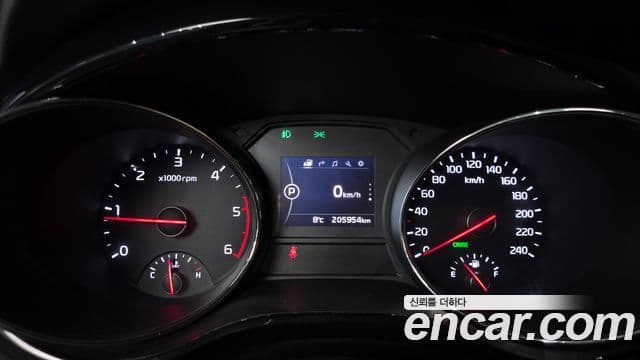 Kia All New Carnival VIP, 2016 8