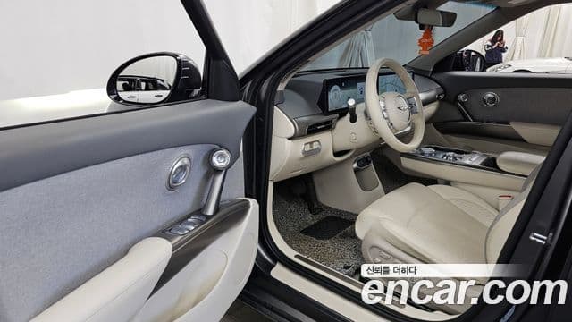 Genesis GV60 Standard, 2022 11