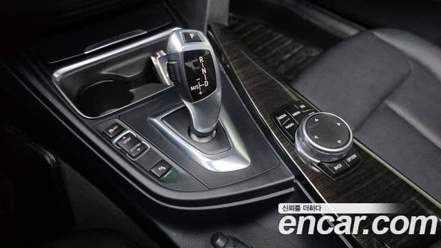 BMW 3시리즈 (F30), 2015 9