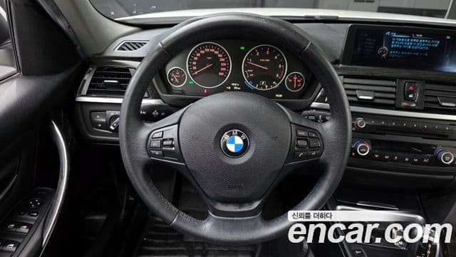 BMW 3시리즈 (F30), 2015 17