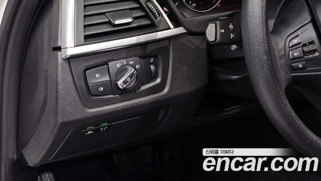 BMW 3시리즈 (F30), 2018 16