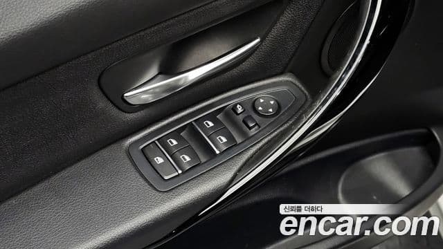 BMW 3시리즈 (F30), 2018 17