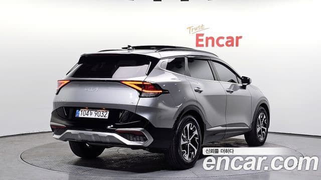 Kia Sportage 5세대 гибрид Signature 2WD, 2023 2