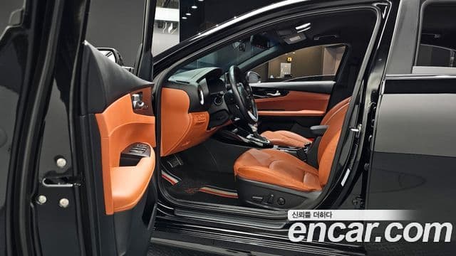 Kia The / новый New K3 2세대 Signature, 2024 10