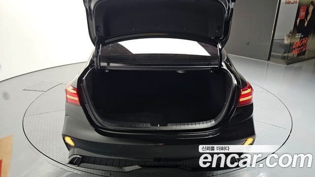 Kia The / новый New K3 2세대 Signature, 2024 20