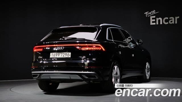 Audi Q8 (4M) Premium, 2020 2