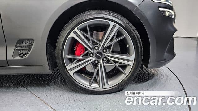 Genesis The / новый New G70, 2024 все фото