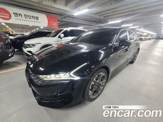Kia K5 3세대 Signature, 2022 2