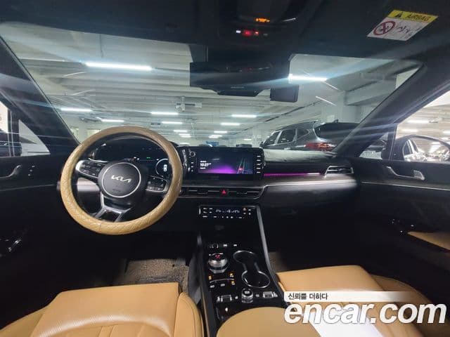 Kia K5 3세대 Signature, 2022 10