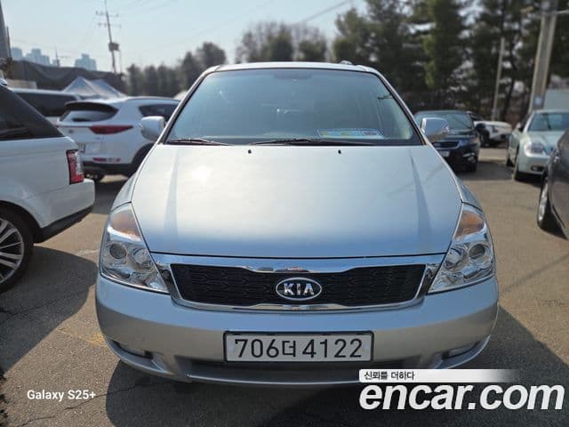 Kia Carnival R топовая версия, 2012 1