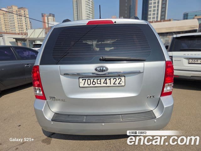 Kia Carnival R топовая версия, 2012 4